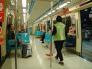 TaipeiMetro-Cleaner