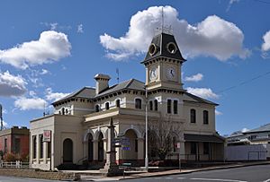 Tenterfield PO 2010.jpg