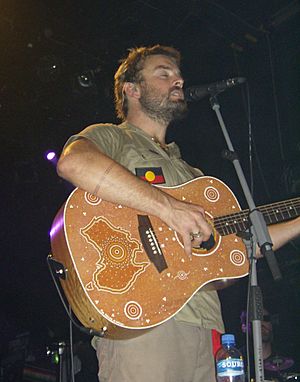 Xavier Rudd - 03-07-2008 3.jpg