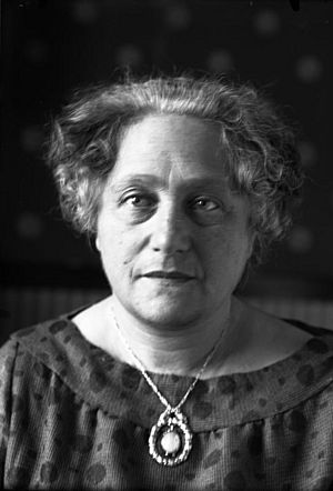 Bundesarchiv Bild 102-00486A, Elsa Einstein.jpg