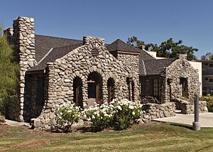 LA-HCM 644 Stone House 8642 Sunland Blvd (2014)