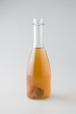 Maesilju (plum liquor) 2.jpg