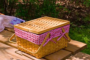 Picnic basket 01