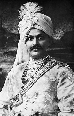 Ranjitsinhji c1908.jpg