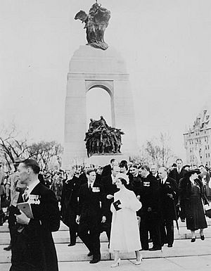 RoyalVisitNationalWarMemorial