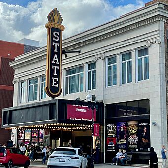 State Theatre New Jersey, New Brunswick, NJ.jpg