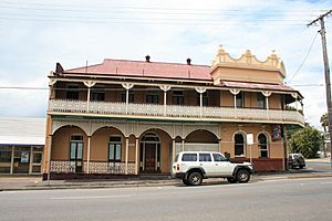 Ulster Hotel (2009).jpg