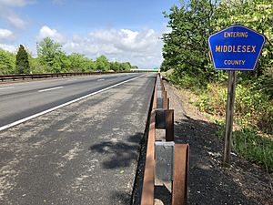 2018-05-20 10 18 51 View north along New Jersey State Route 444 (Garden State Parkway) just south of Exit 120 in Old Bridge Township, Middlesex County, New Jersey