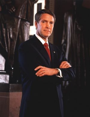 Bill Frist official photo.jpg