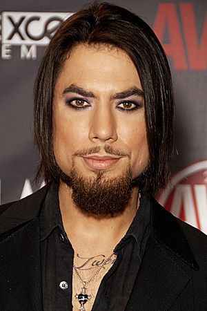 Dave Navarro 2010.jpg