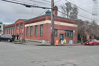 Fremont trolley barn 08.jpg