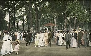 LincolnParkChicagoConcertc1907