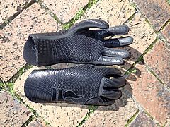 Neoprene diving glovesP7100001