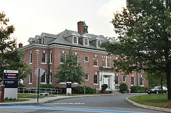 NewtonMA NewtonWellesleyHospitalHistorical.jpg