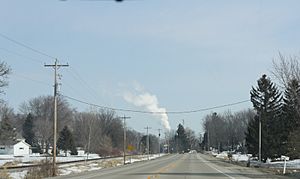 Looking north at Pickett on WIS 44