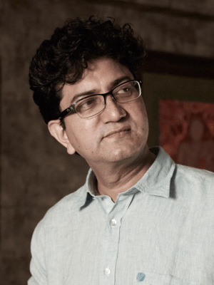 Prasoon Joshi (Cropped).png