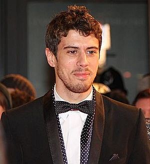 Toby Kebbell crop