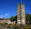 Amble-clock-and-flag