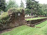 Ancient cloister kenilworth 9l07.JPG