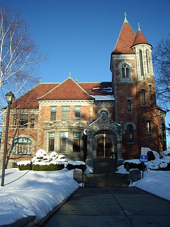 Laconia Library.JPG