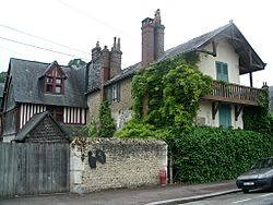 Maisons Satie backside