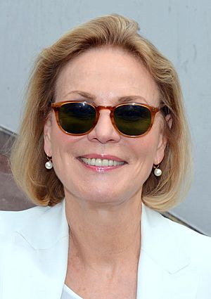 Marthe Keller Cannes 2016.jpg