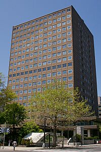 Sapporo-City-Hall-01