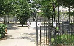 Clinton-park1.jpg