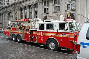 FDNY Tower Ladder 1 (897367891)