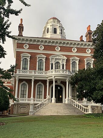 Hay House, Macon GA.jpg