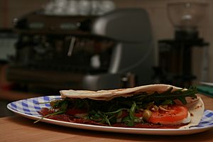 PiadinaBrasaola