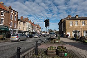 Stokesley High Street (geograph 5712241).jpg