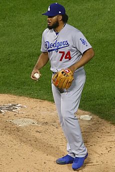 20170718 Dodgers-WhiteSox Kenley Jansen with the ball