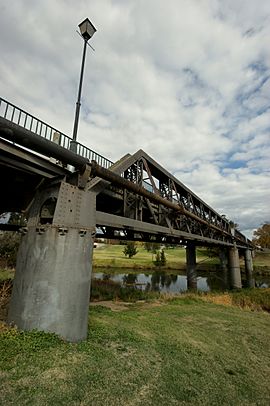 Denison Bridge, Bathurst.jpg