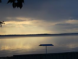 Dusk at Jackfish Lake (9195682643).jpg