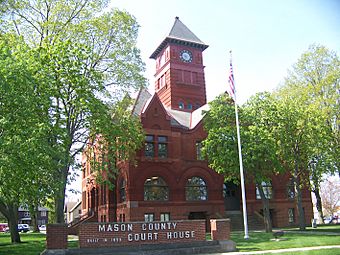 Ludington Courthouse.JPG