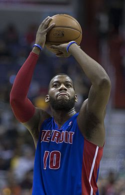 Greg Monroe vs Wizards 2014.jpg