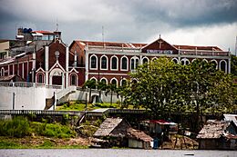 Iglesia San Agustín Iquitos.jpg