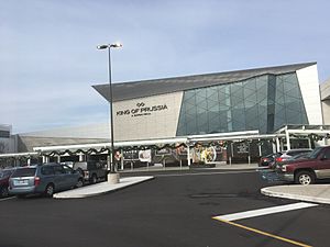 King of Prussia Mall entrance between Neiman Marcus and Macy's.jpg