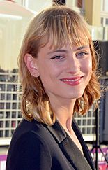 Nora Arnezeder Cabourg 2017