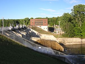 Rogers Dam Muskegon River DSCN1196.JPG