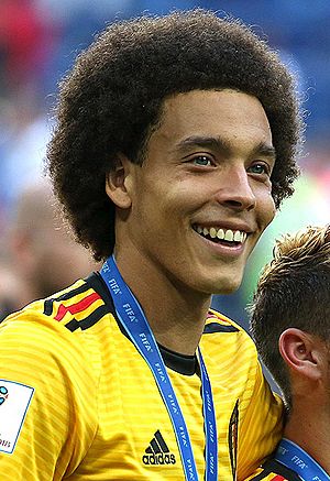 Witsel celebrating bronze (cropped).jpg