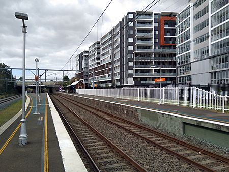 Canterbury railway station 20180418 02.jpg