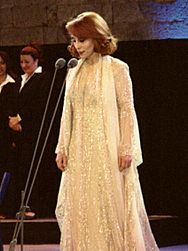 Fairuz in btd concert 2001