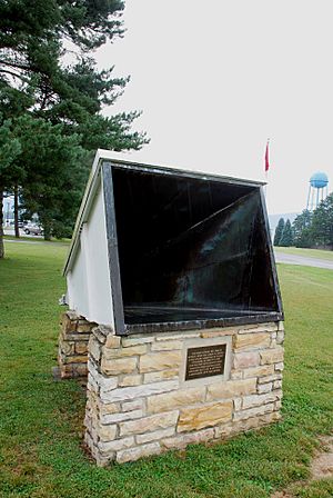 Green Banks - Ewen-Purcell Horn Antenna