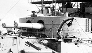 HMS Hood 13.5 inch forward gun turret.jpg