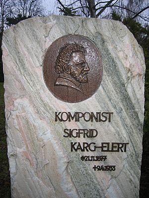 Leipzig-suedfriedhof-karg