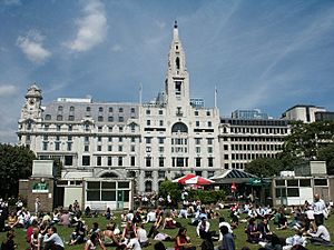 Summer at Finsbury Square - geograph.org.uk - 514787.jpg