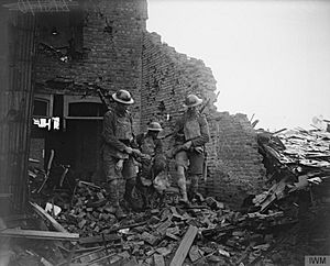 The London Regiment on the Western Front, 1914-1918 Q7945