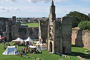 Warkworth Castle bailey, 2011